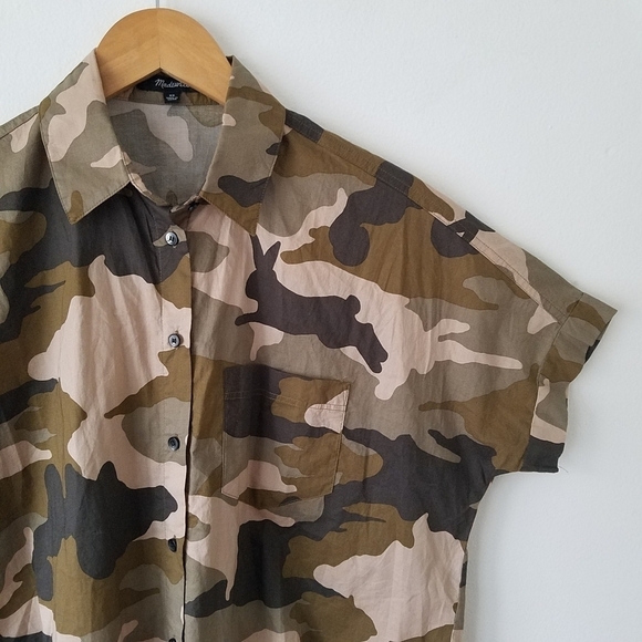 MADEWELL Short Sleeve Boxy Oversized Tie Front Shirt in Cottontail Camo XS - Picture 5 of 12